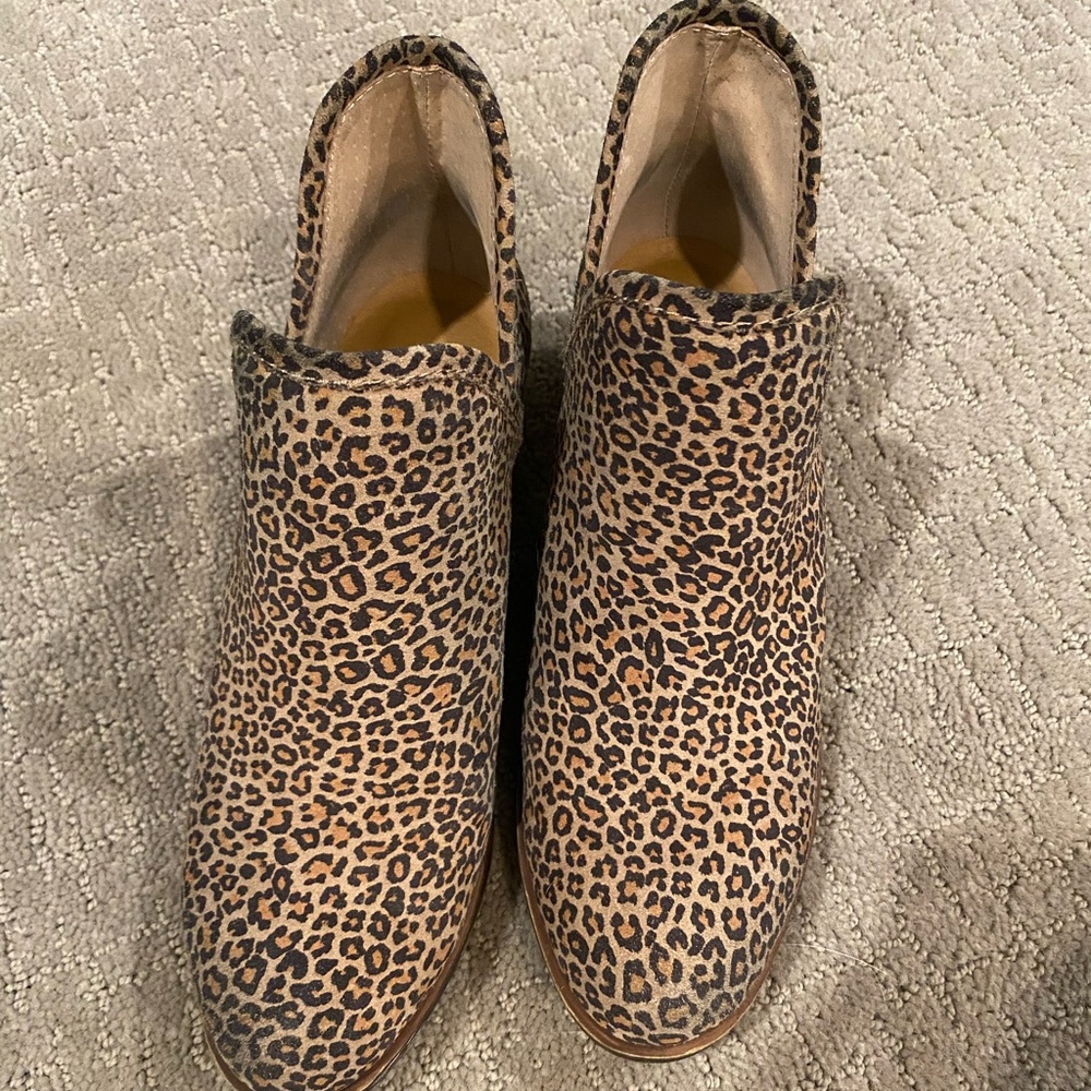 Lucky Brand Women’s Bayley Ankle Boot